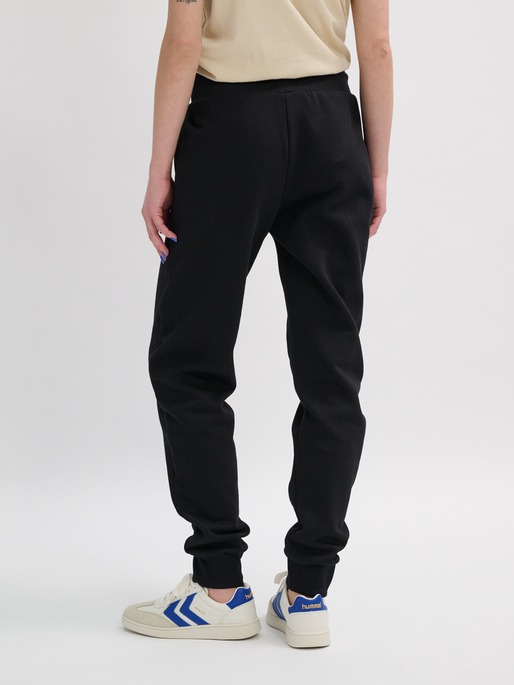 hmlPAOLA REGULAR PANTS, BLACK, model