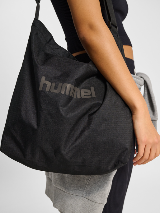hmlTOTE BAG, BLACK, model
