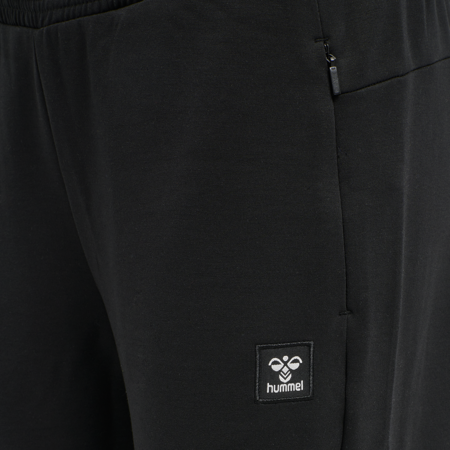 hmlESSI TAPERED PANTS, BLACK, packshot